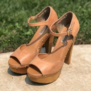 Steve Madden Platform Leather Heel size 8